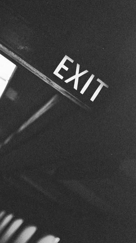 Black Aesthetic | Exit Wallpaper