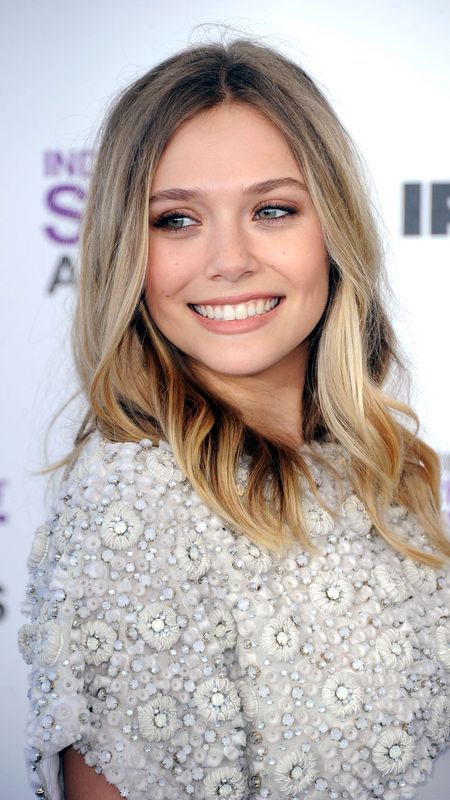 Elizabeth Olsen | Hollywood | Elizabeth Olsen Hollywood Heroine Wallpaper