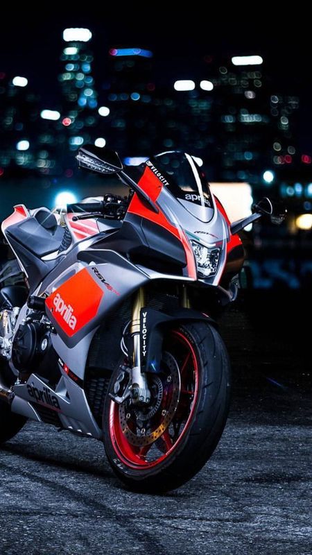 Yamaha Bike | Yamaha R1 Sports Bike Wallpaper