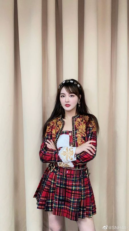 Huang mengying Wallpaper