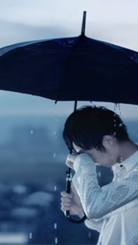 Man Crying Wallpaper