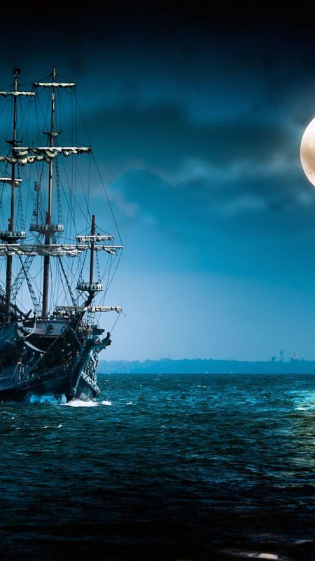 Landscape of Old Ship in the Sea Wallpaper