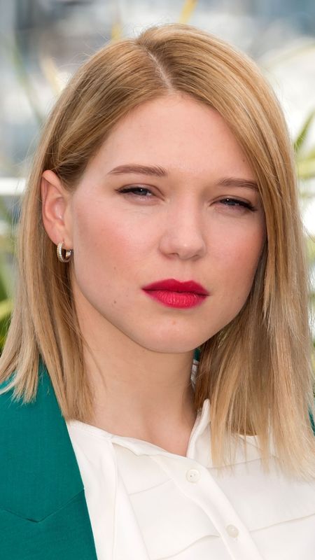 Lea Seydoux | Hollywood Actress Wallpaper