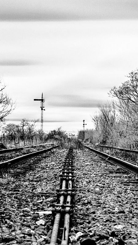 Depressing - Black And White - Monochrome Wallpaper