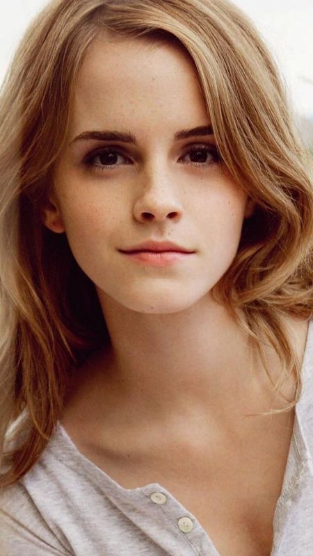 Beautiful Emma Watson Wallpaper