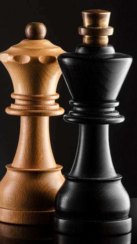 King Queen - Chess Wallpaper